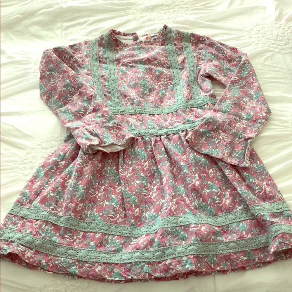 Floral cotton dress with lace detail
